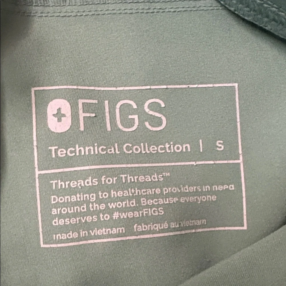 Figs Scrubs in Jade Green - Picture 3 of 3